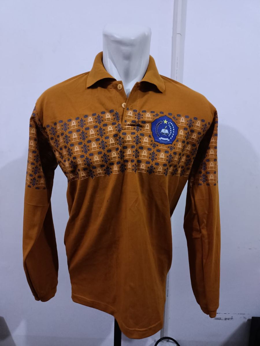 Seragam polo motif batik dengan bordir logo instansi
